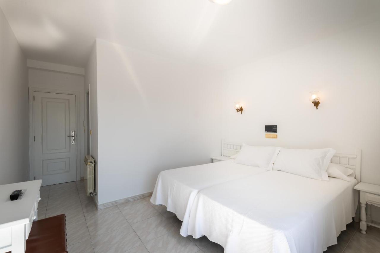 Hotel Ton Sanxenxo Kültér fotó