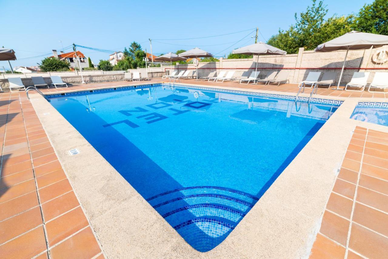 Hotel Ton Sanxenxo Kültér fotó