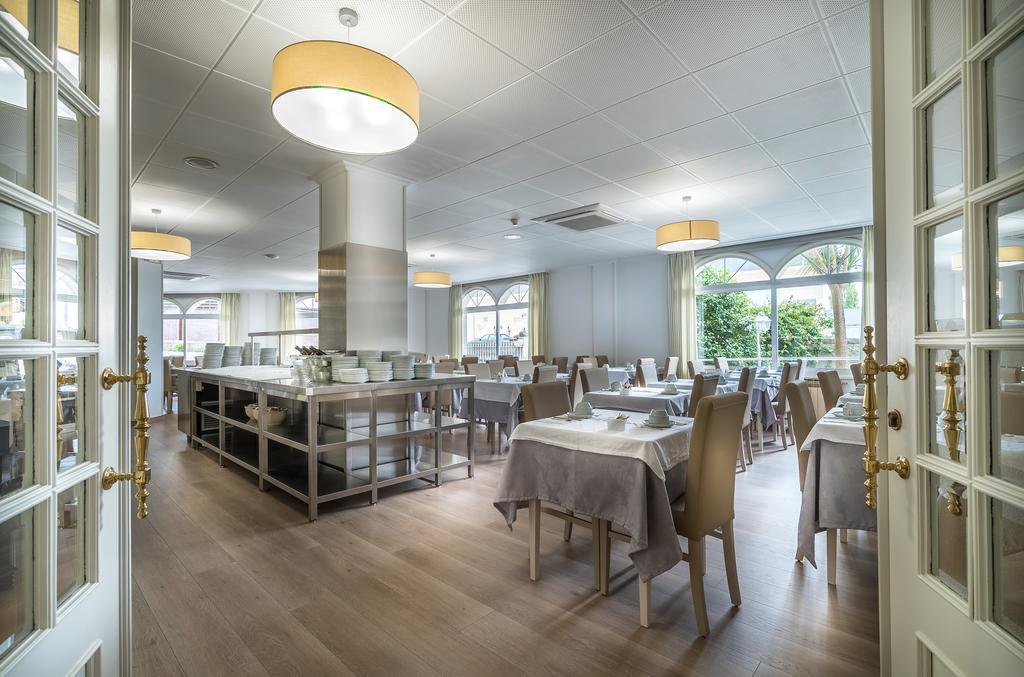 Hotel Ton Sanxenxo Kültér fotó